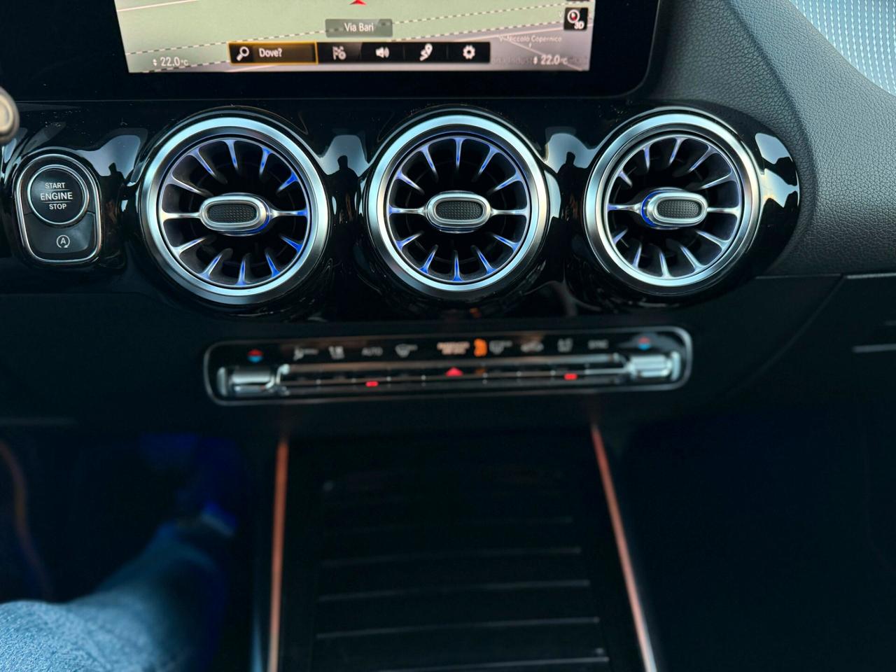 Mercedes-benz GLA 200 d Automatic Sport Plus TOTAL BLACK