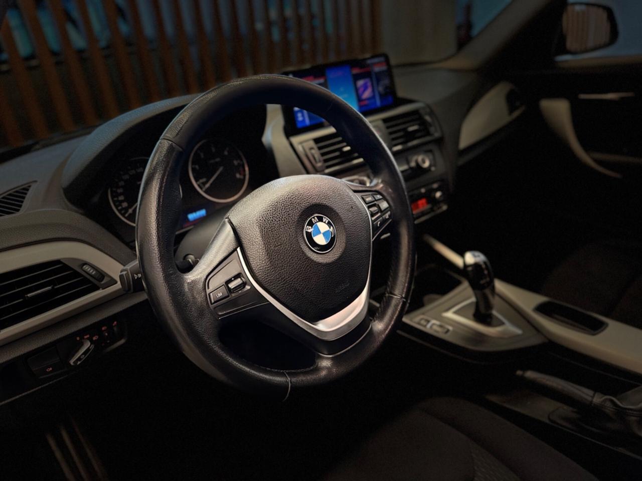 Bmw 116D SPORT 5PORTE AUTOMATICA DIESEL NEPOTENTATI