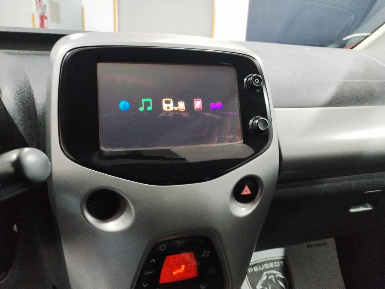 Toyota Aygo 1.0 VVT-i 69 CV 5 porte x-play