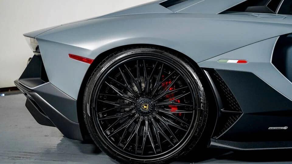 Lamborghini Aventador S 6.5 V12 3990,00 LEASING FULL INCLUSIVE - NOLEGGIO LUNGO TERMINE