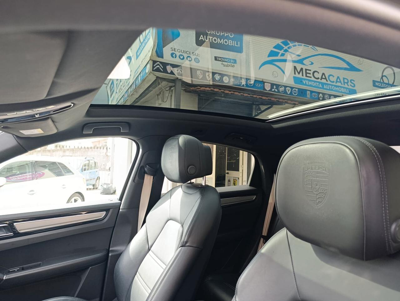 Porsche Cayenne Coupé 3.0 V6 Platinum Edition