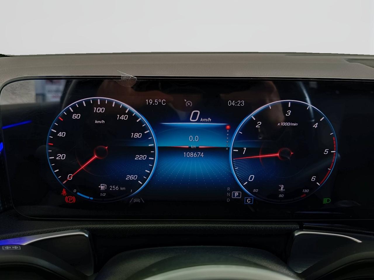 Mercedes-Benz GLB - X247 2019 - GLB 200 d Sport Plus 4matic auto