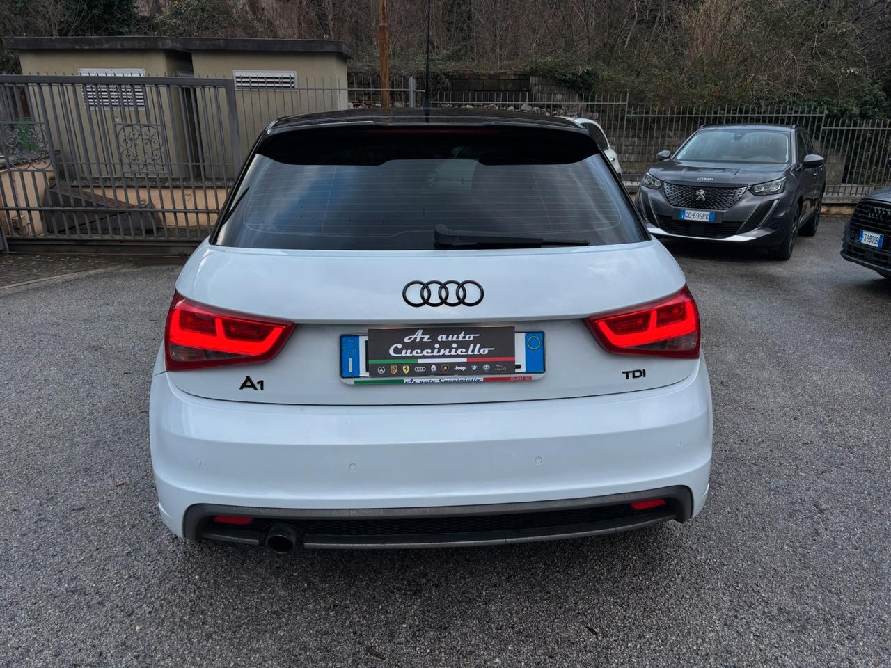 Audi A1 SPB 1.6 TDI S tronic Admired perla 90 cv