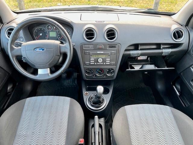 Ford Fusion 1.4 16V - 2006