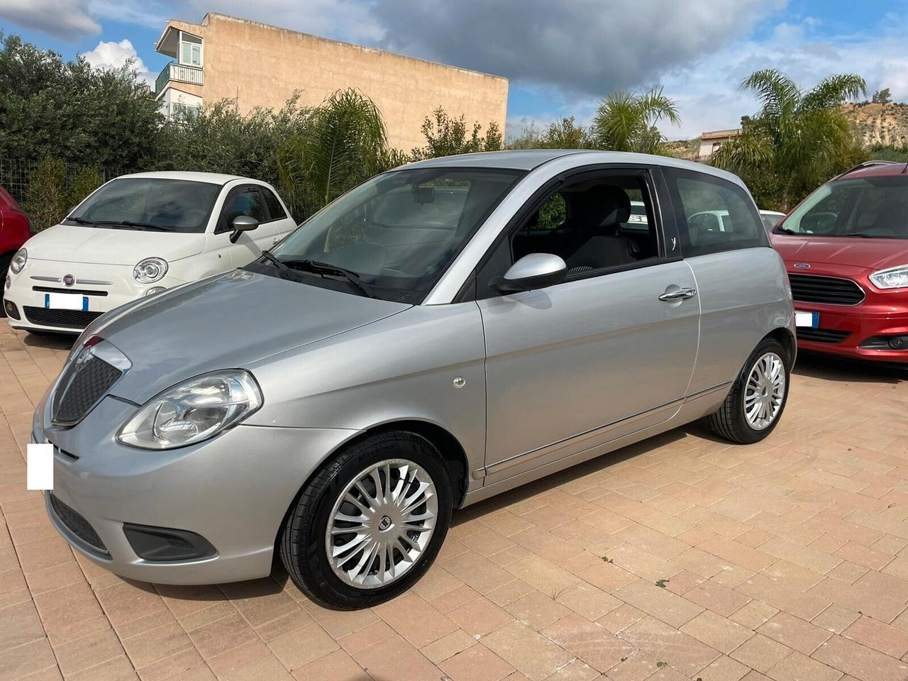 Lancia Ypsilon "Finanziabile Senza Busta Paga"