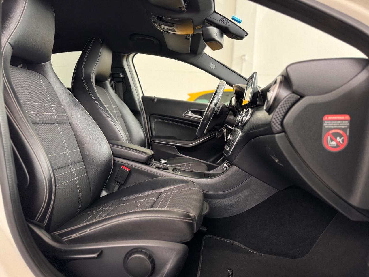 Mercedes-benz A 200 d Automatic Premium