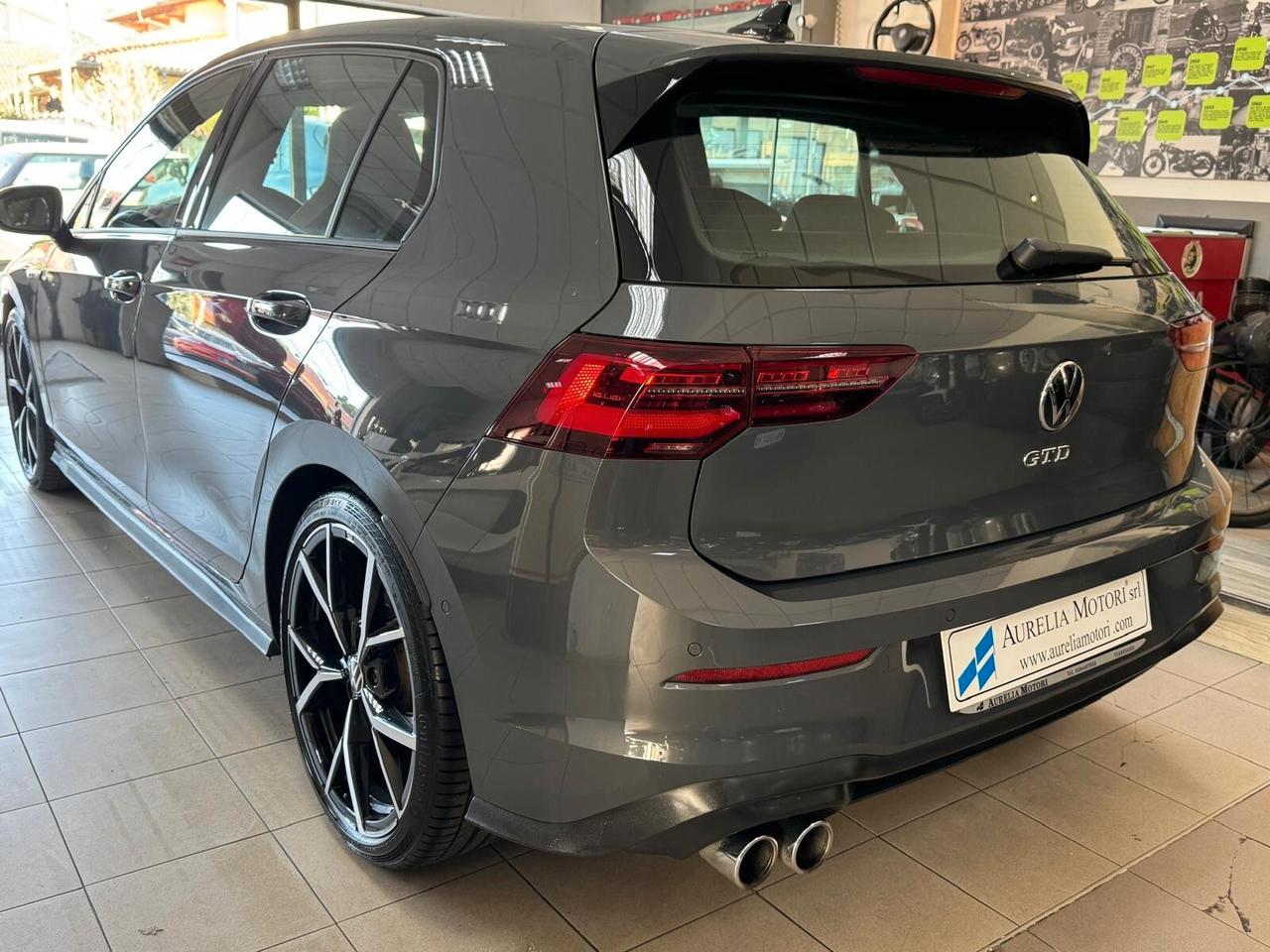 Volkswagen Golf 2.0 TDI GTD DSG PARI AL NUOVO CON SOLI 33.000 KM!!!