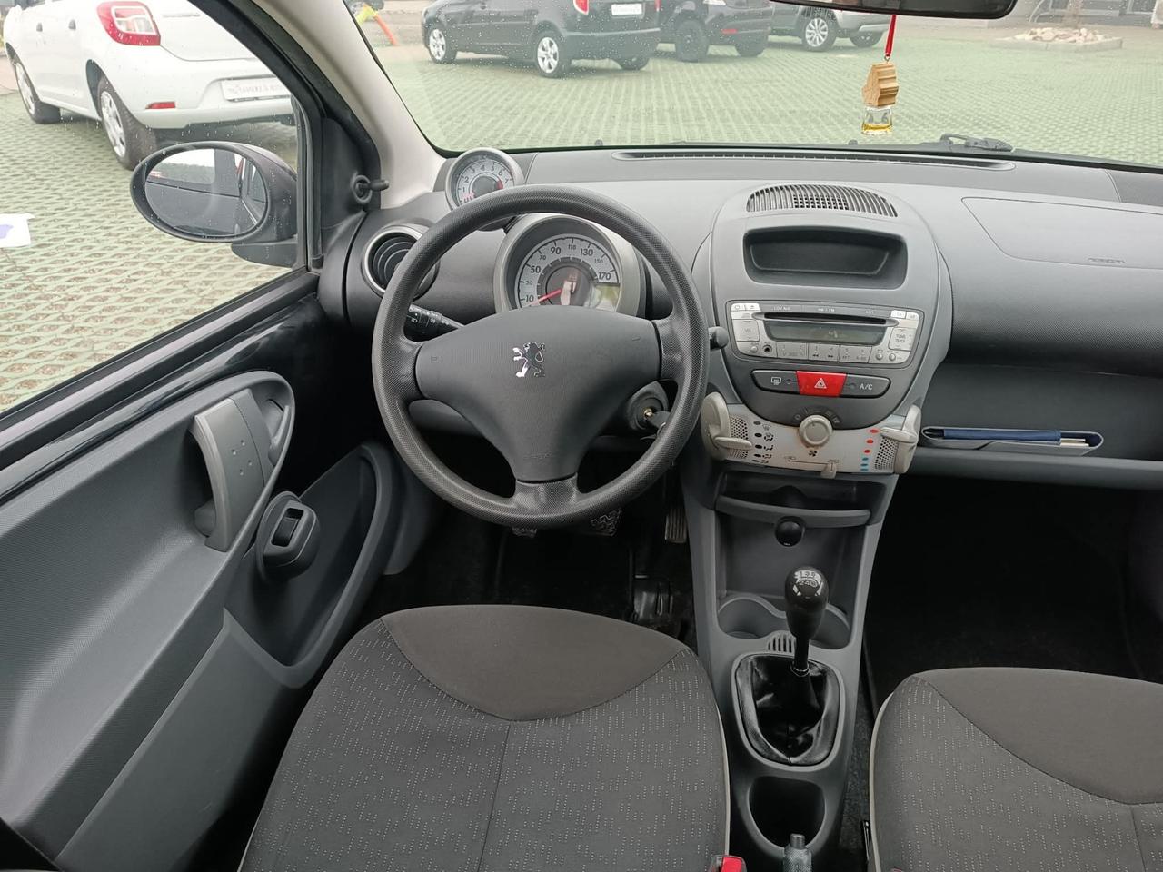 Peugeot 107 1.0 68CV 5p. Sweet Years