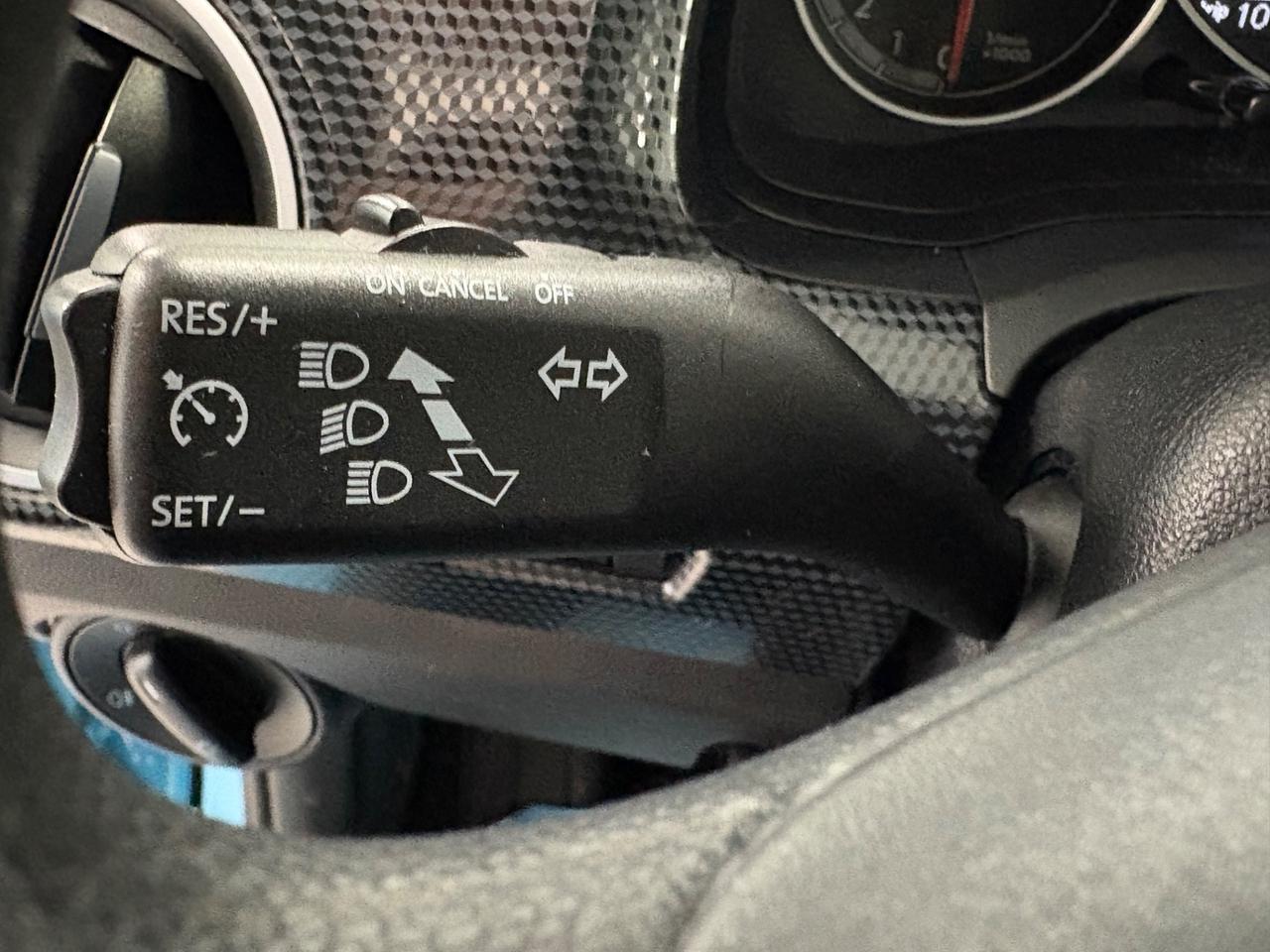 Volkswagen up! 1.0 benzina 65cv 2022 km 80000