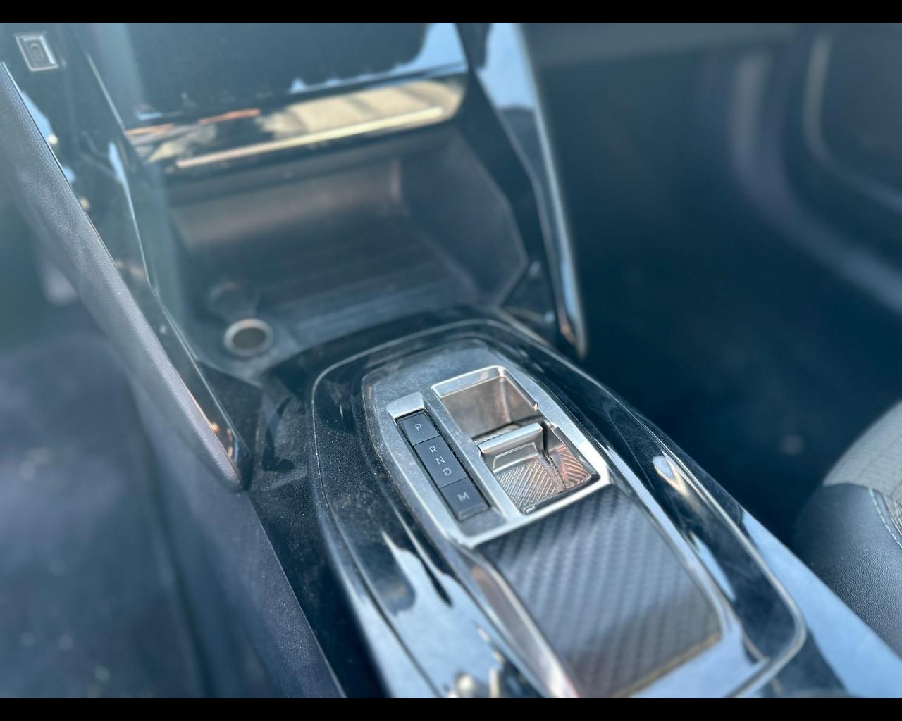 PEUGEOT 2008 II 2023 - 2008 1.2 puretech Allure s&s 130cv eat8