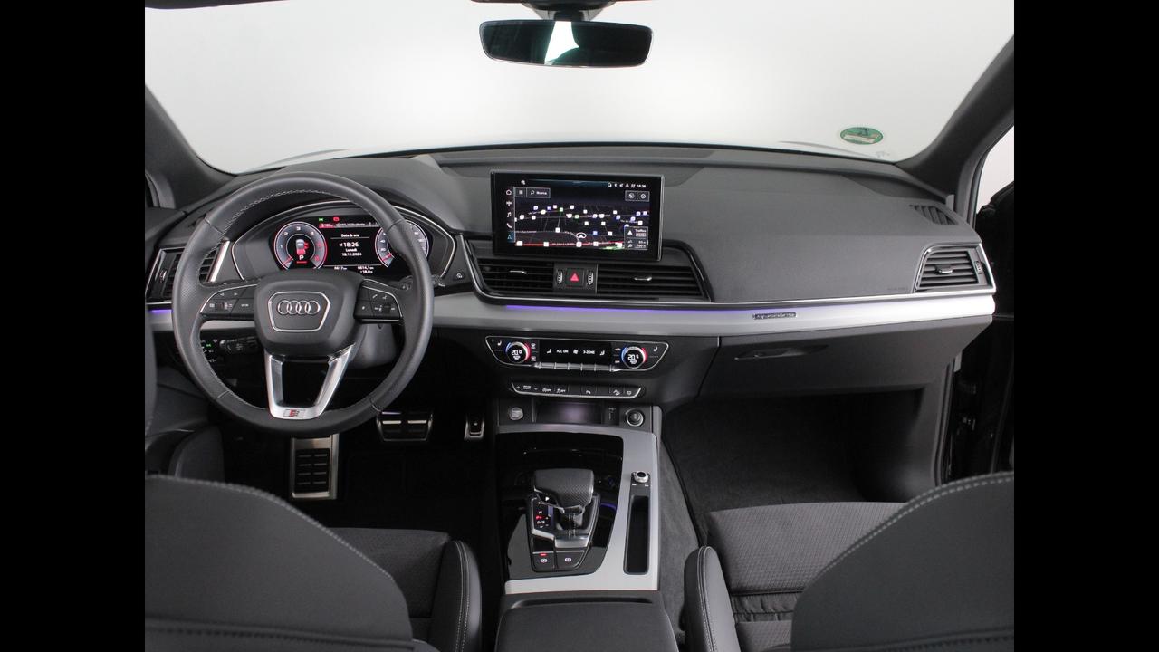 AUDI Q5 Sportback 2021 - Q5 Sportback 40 2.0 tdi mhev 12V S line quattro s-tronic