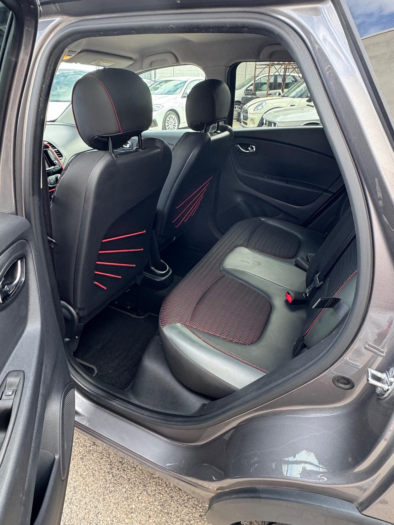 Renault Captur dCi 8V 90 CV EDC Start&Stop Energy Intens