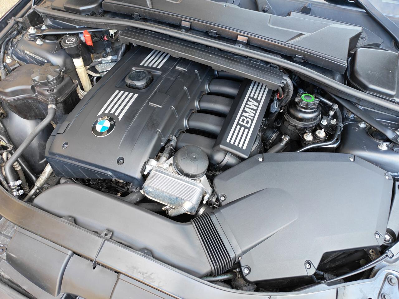 BMW 325 xDrive 3.0 BENZINA 218cv Coupè / Unipro