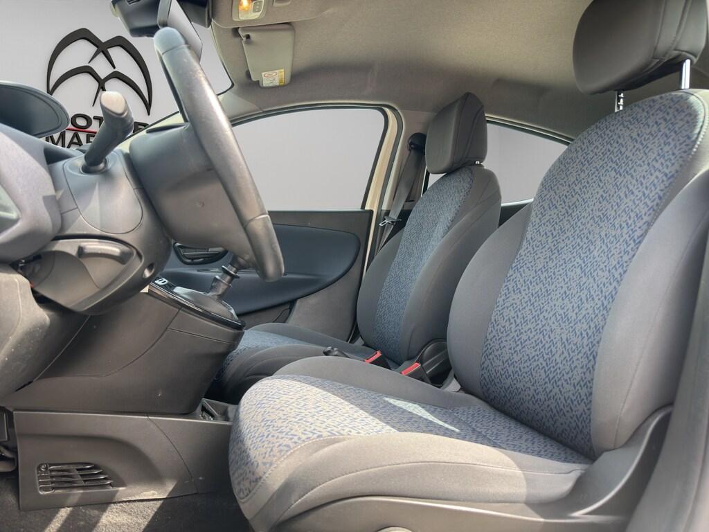 Lancia Ypsilon 5 Porte 1.0 FireFly Hybrid Silver