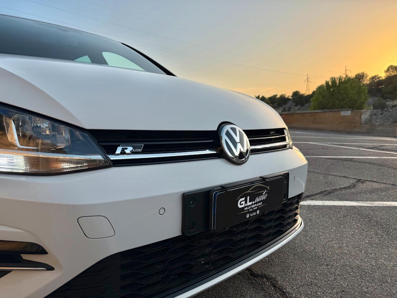 Volkswagen Golf 7.5 R-LINE/2.0 TDI 150 CV/CAR PLAY/17"