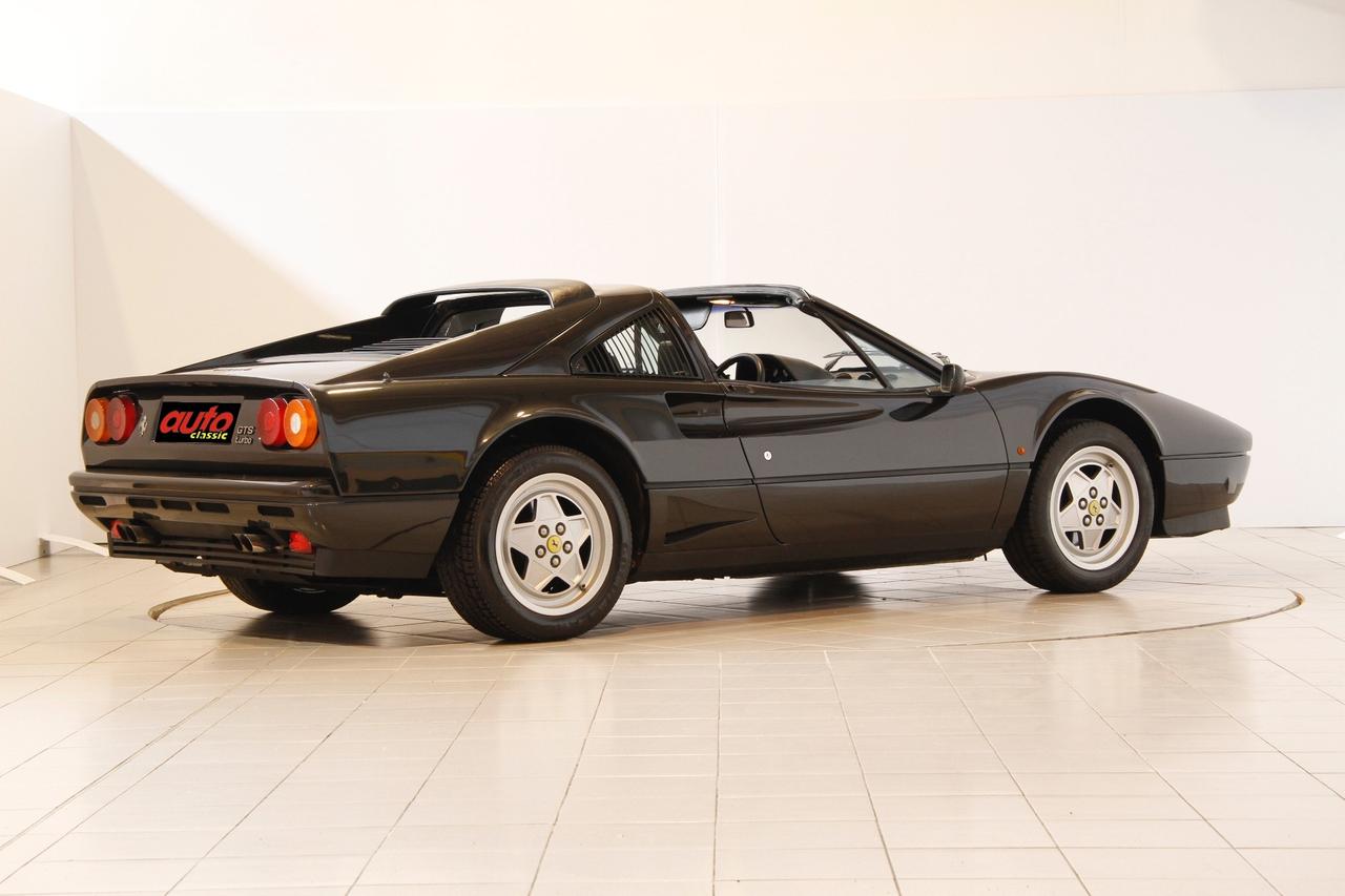 Ferrari 208 GTS Turbo Intercooler ABS