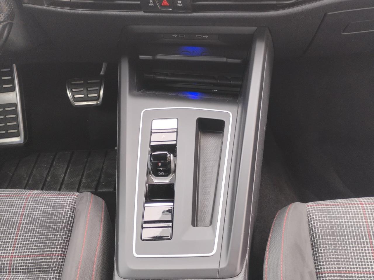 Volkswagen Golf 2.0 tsi GTI 245cv dsg