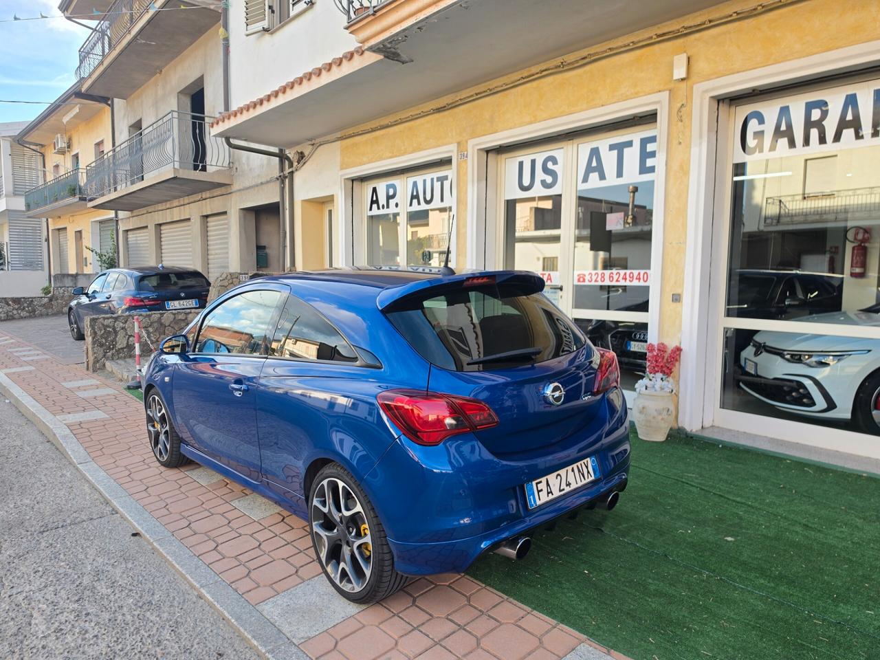 Opel Corsa 1.6 Turbo Coupé OPC