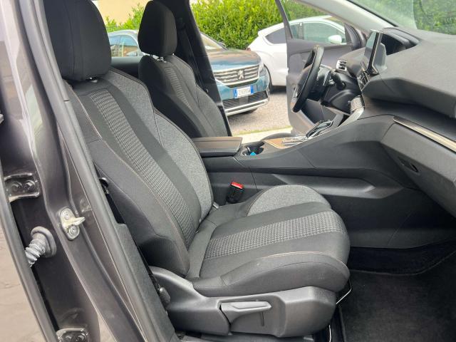 Peugeot 3008 3008 II 2021 1.5 bluehdi Active Business s