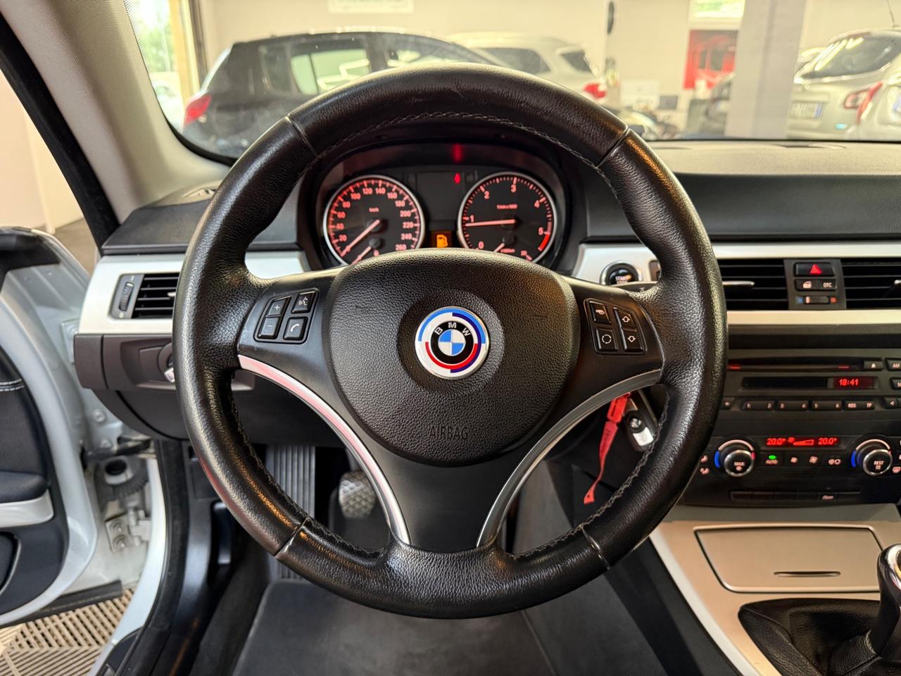 Bmw 320d serie 3 e92 - FABIANOAUTO