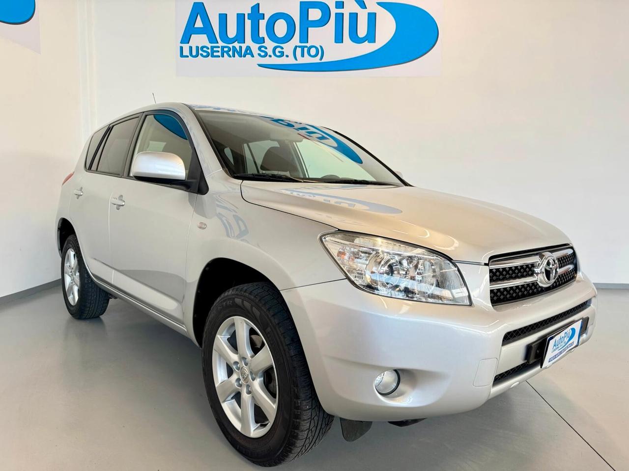 Toyota RAV-4 Crossover 2.0 aut. Sol 152 CV