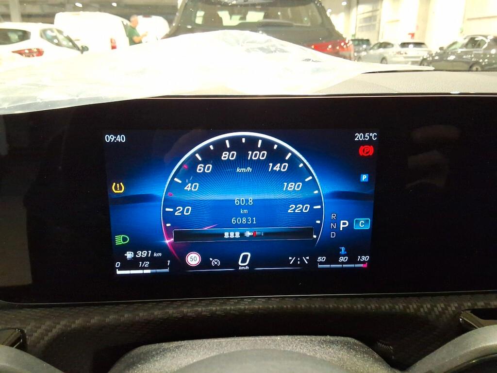 MERCEDES-BENZ A 180D NEW 115CV AUTOMATIC BUSINESS LINE ( FARI LED - CRUISE - PELLE - NAVI PREMIUM - PARK ASSIST )