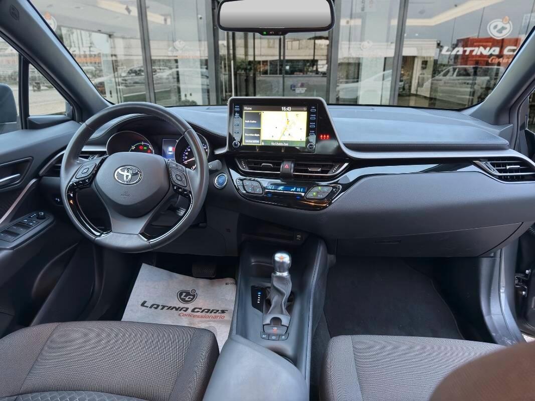 Toyota C-HR 1.8h Active e-cvt Con TELECAMERA & NAVIGATORE