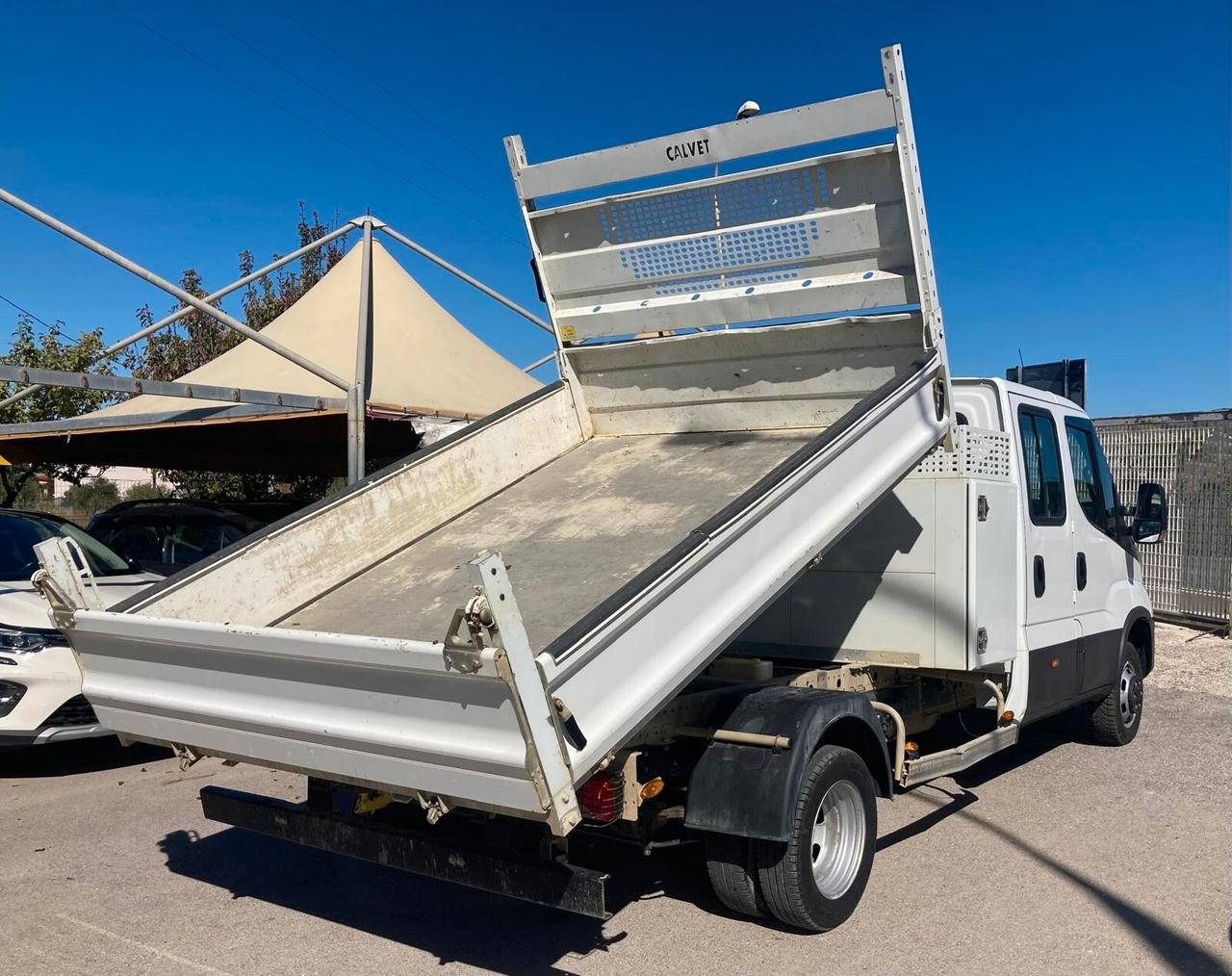 Iveco Daily 35c14 doppia cabina ribaltabile posteriore