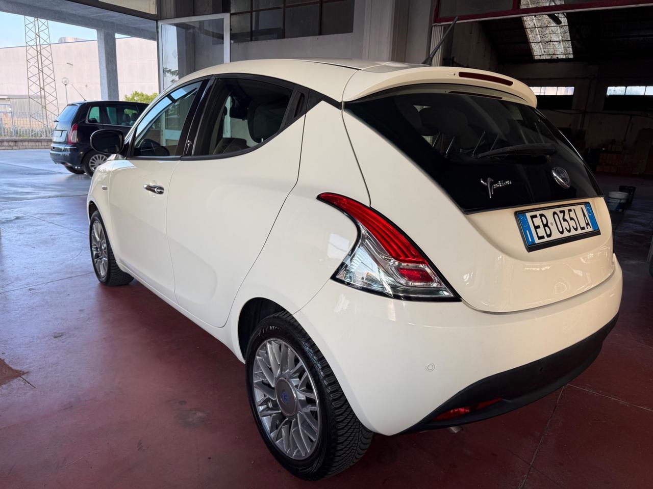 Lancia Ypsilon 1.2 69 CV Unyca da QUALITYCARS PESCARA