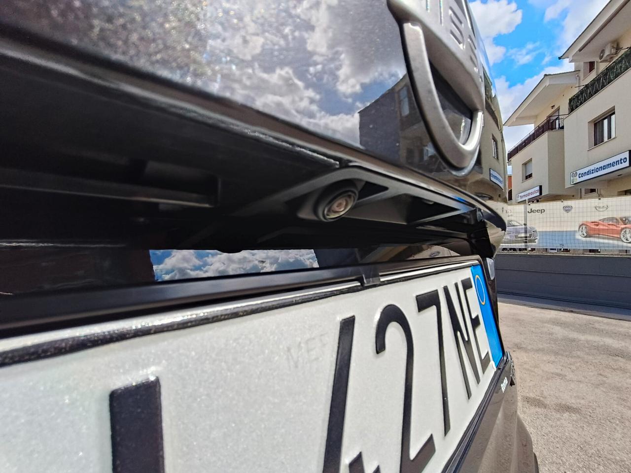 Nissan Juke 1.6 HEV Premiere Edition