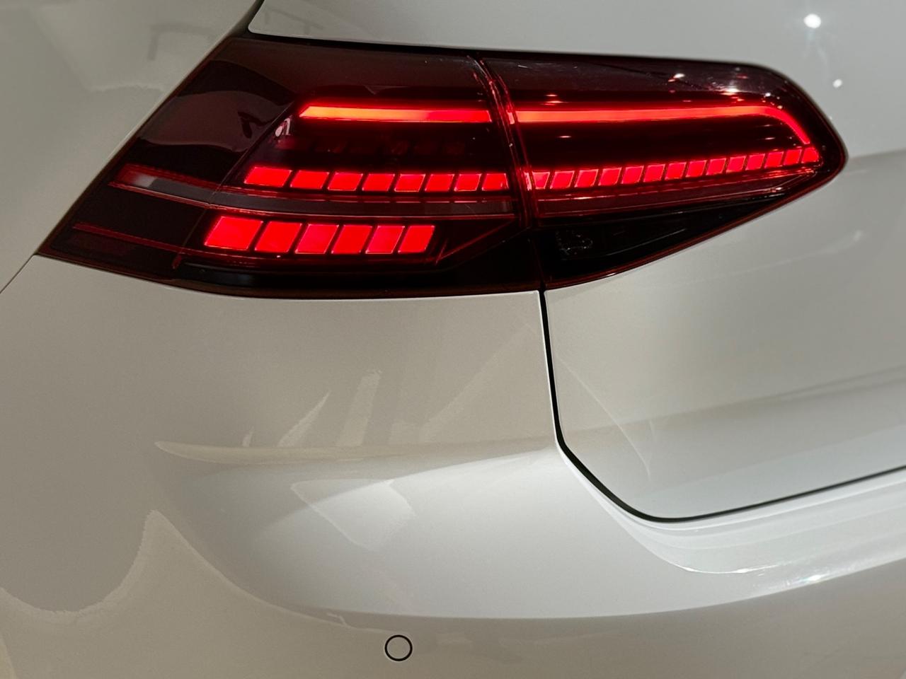 Golf GTI 2.0 TSI 245cv DSG Performance