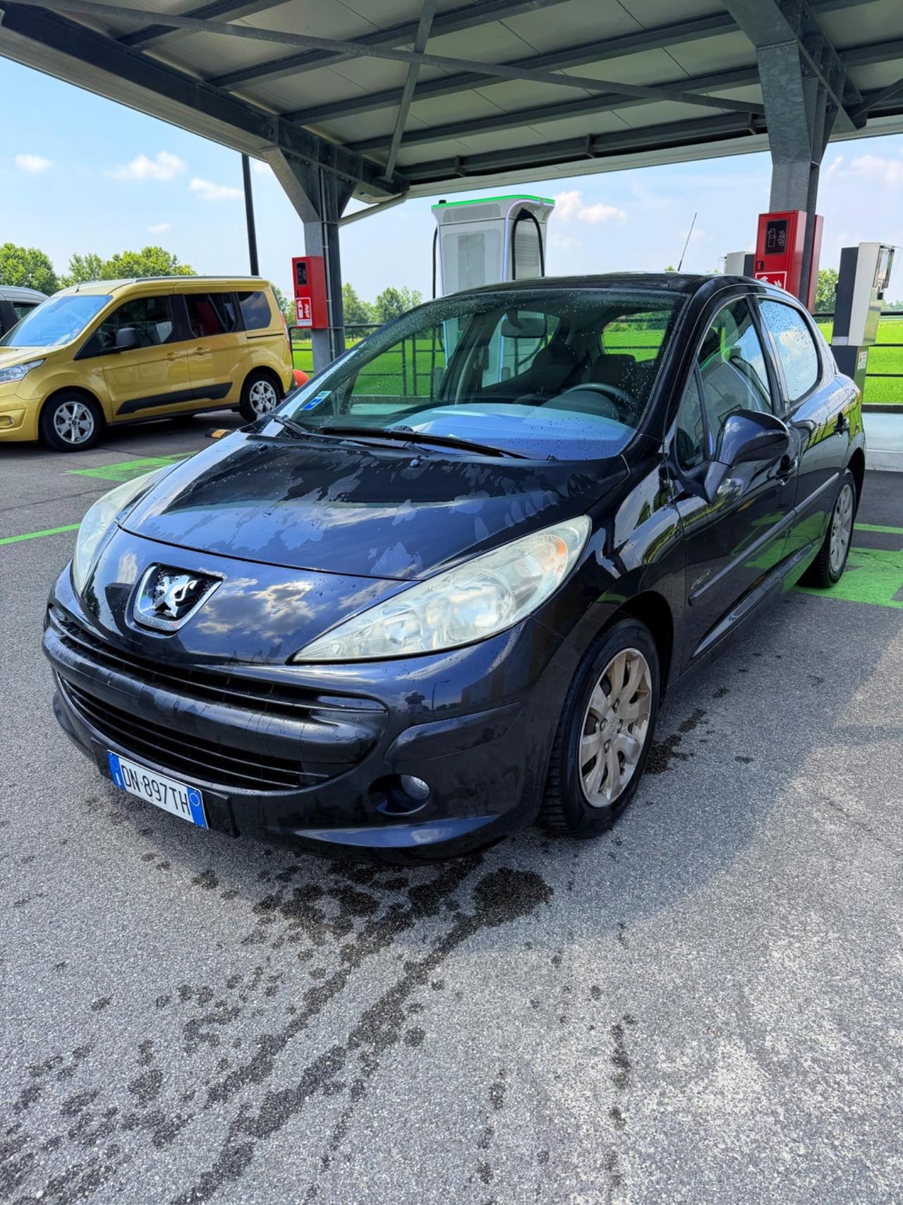 Peugeot 207