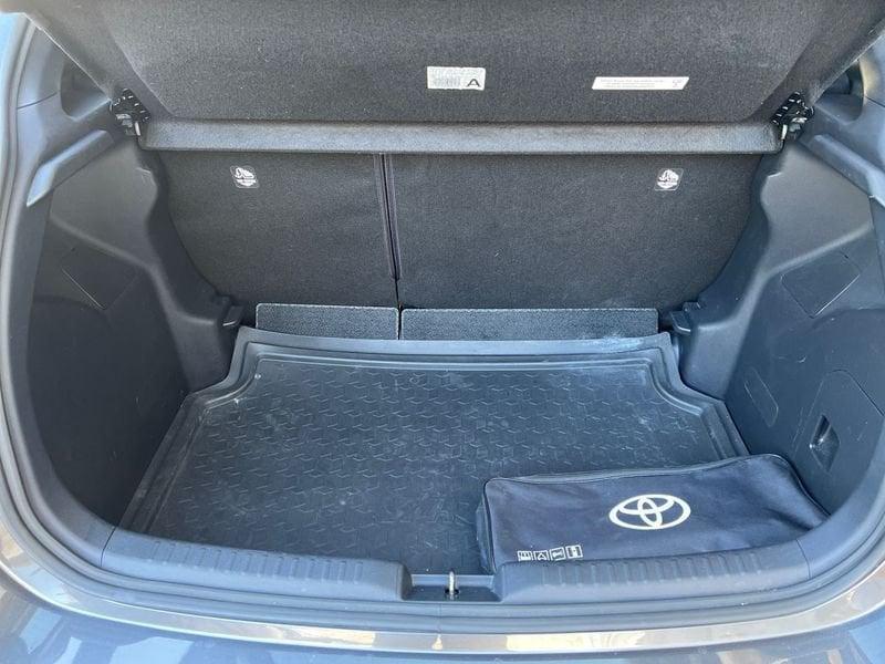 Toyota Yaris 1.5 VVT-iE Hybrid Lounge E-CVT