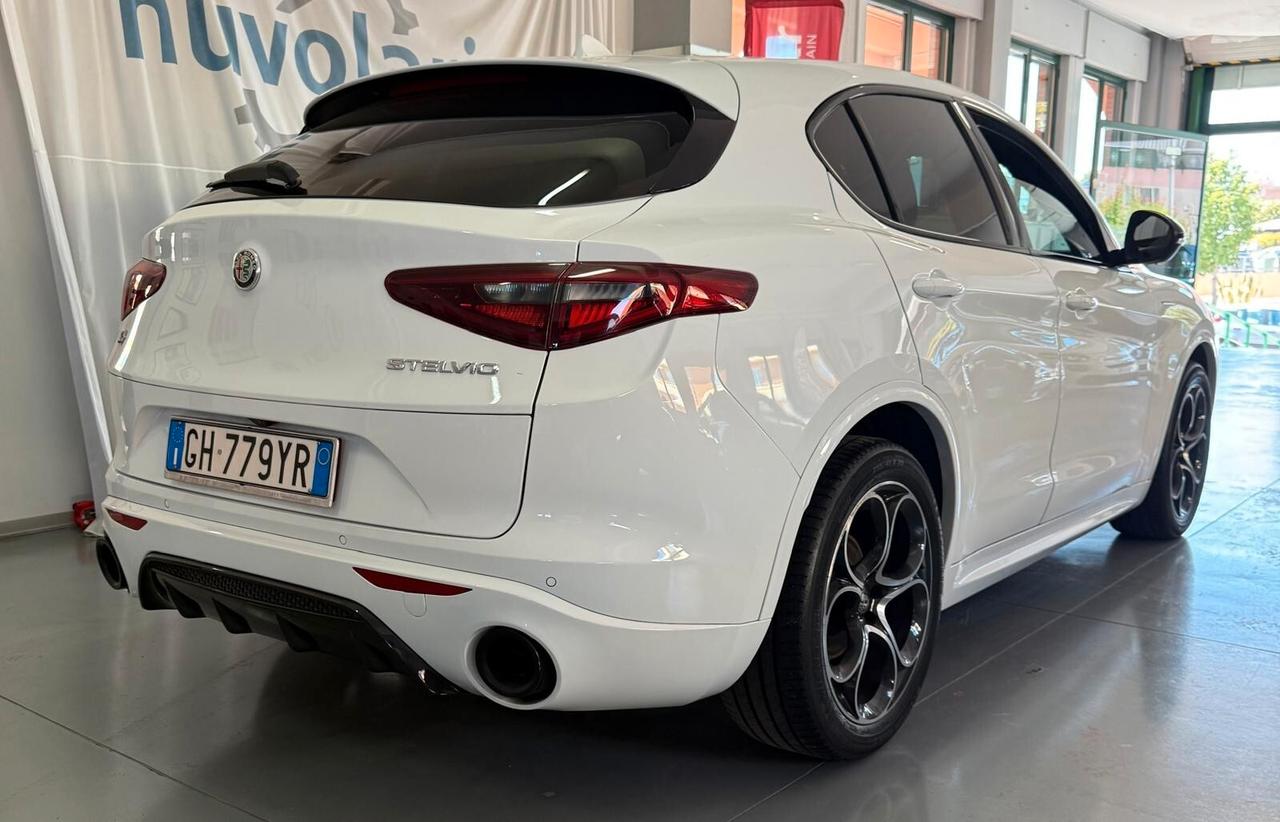 Alfa Romeo Stelvio 2.2c.c 210 CV AT8 Q4 Veloce