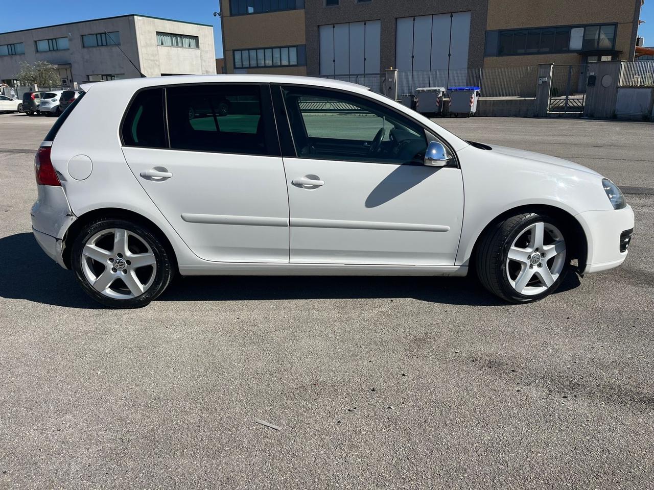 Volkswagen Golf 2.0 TDI GT Sport CAMBIO AUTOMATICO