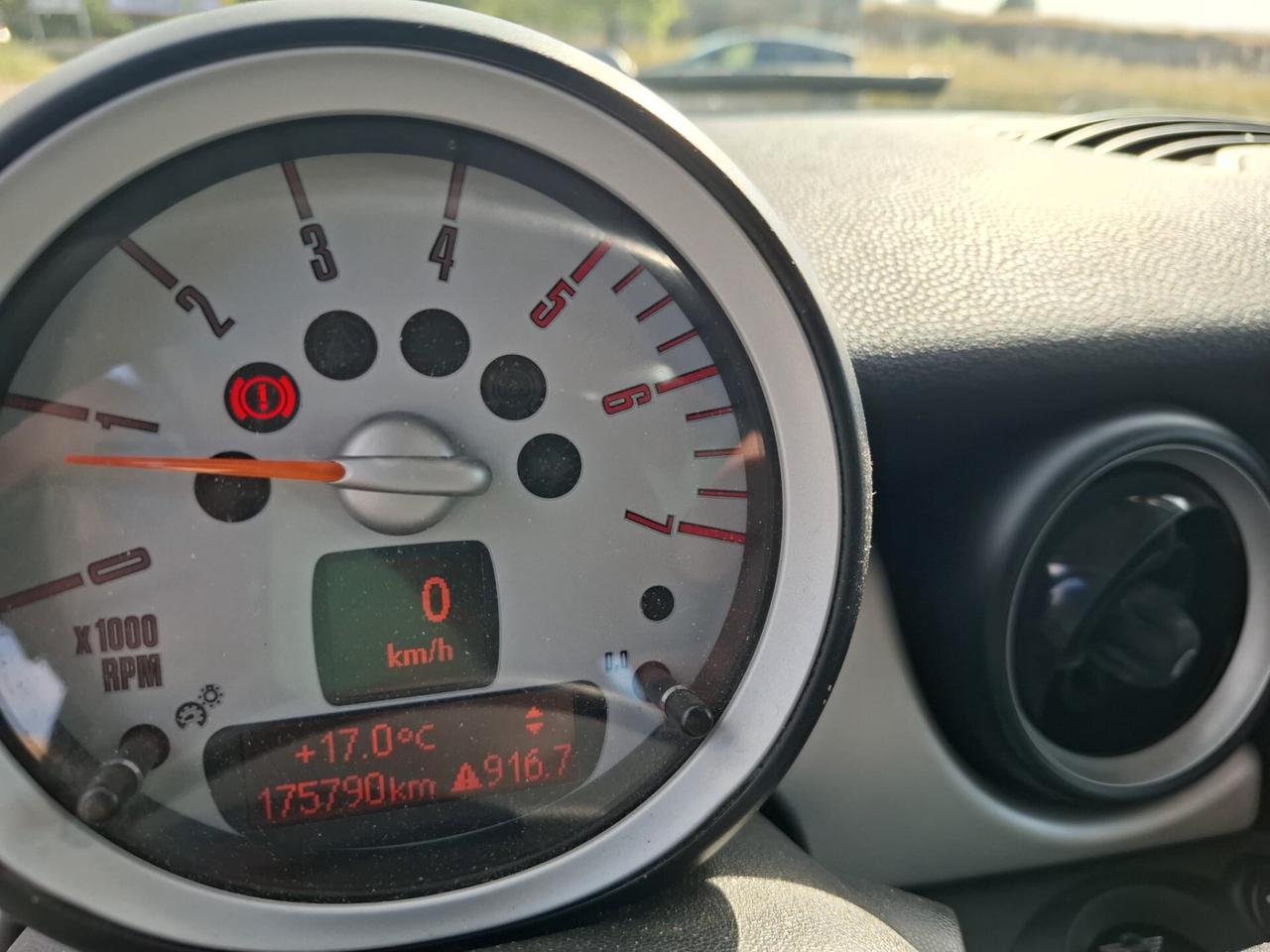 Mini 1.6 16V Cooper D