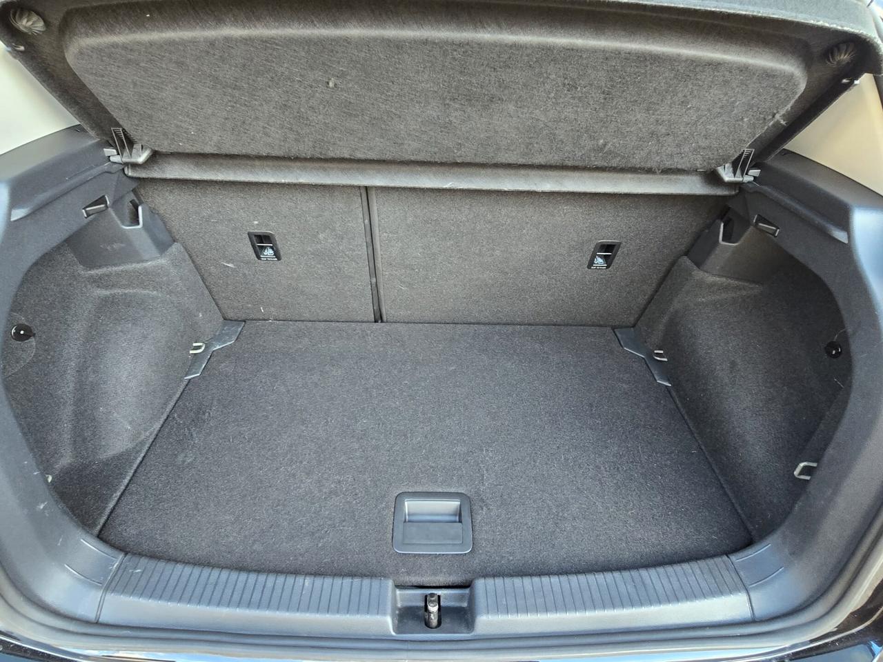 Volkswagen T-Cross 1.0 TSI Style 110 cv - 2021