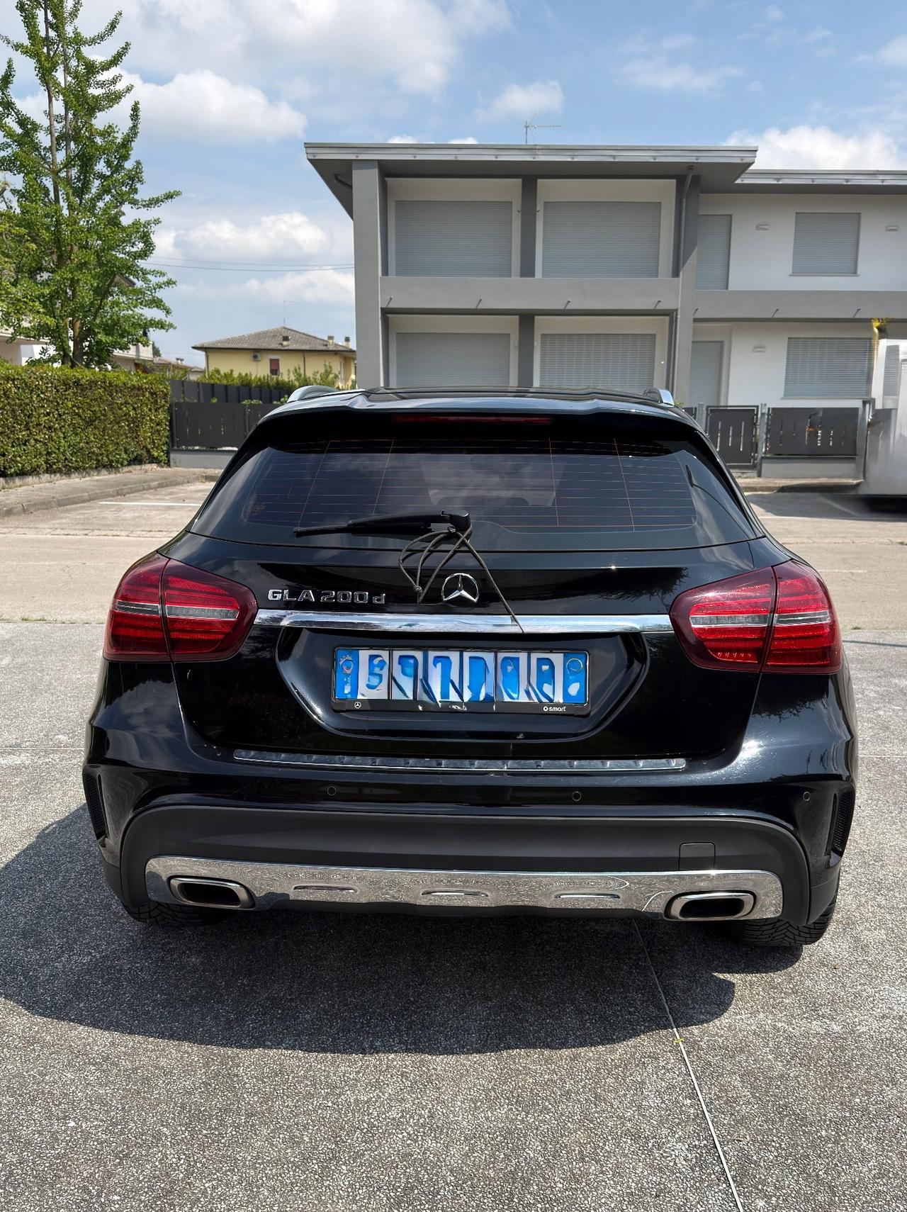 Mercedes-benz GLA 200 d Automatic Premium amg
