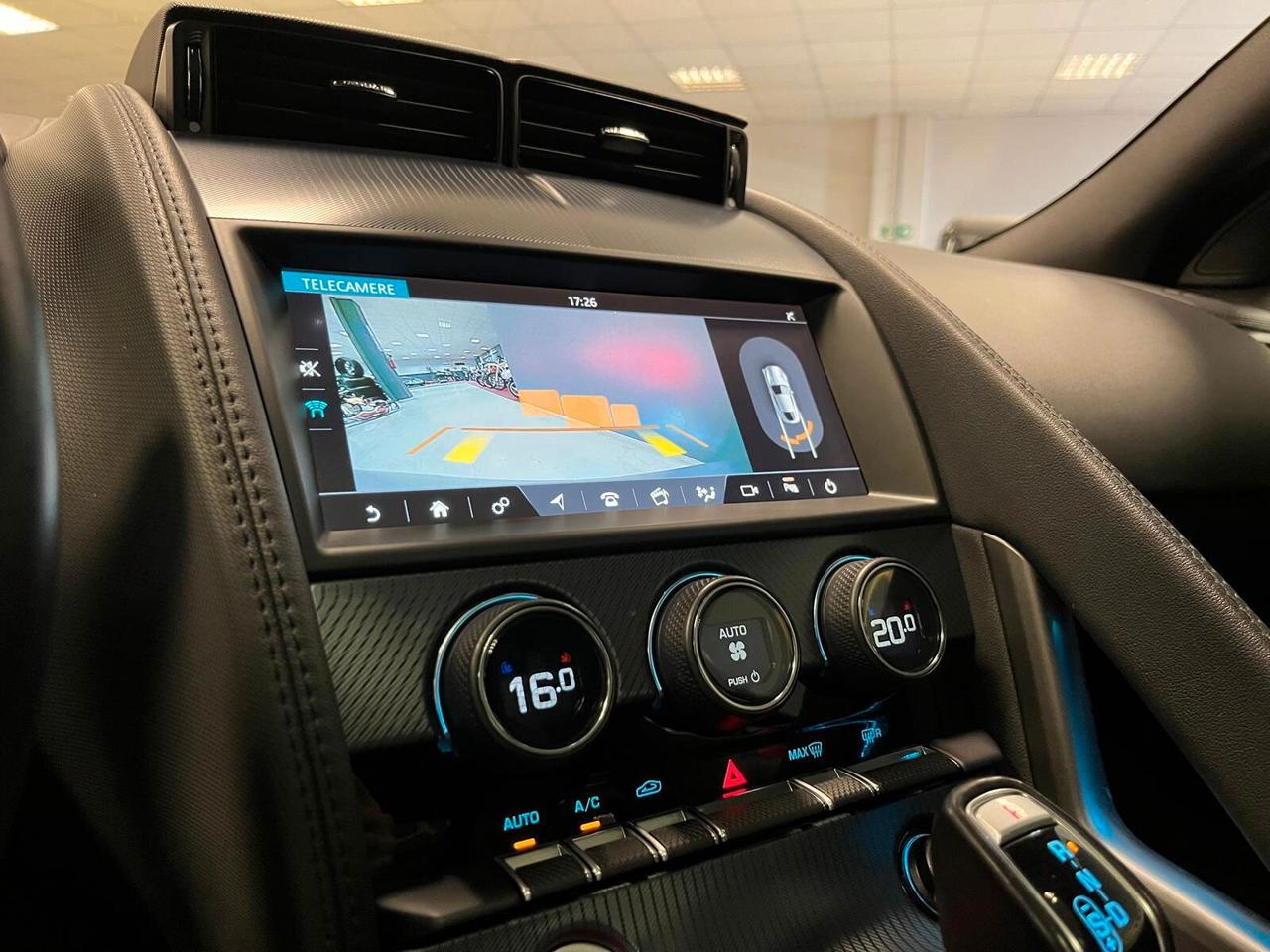 Jaguar F-Type 2.0 aut. Coupé R-Dynamic