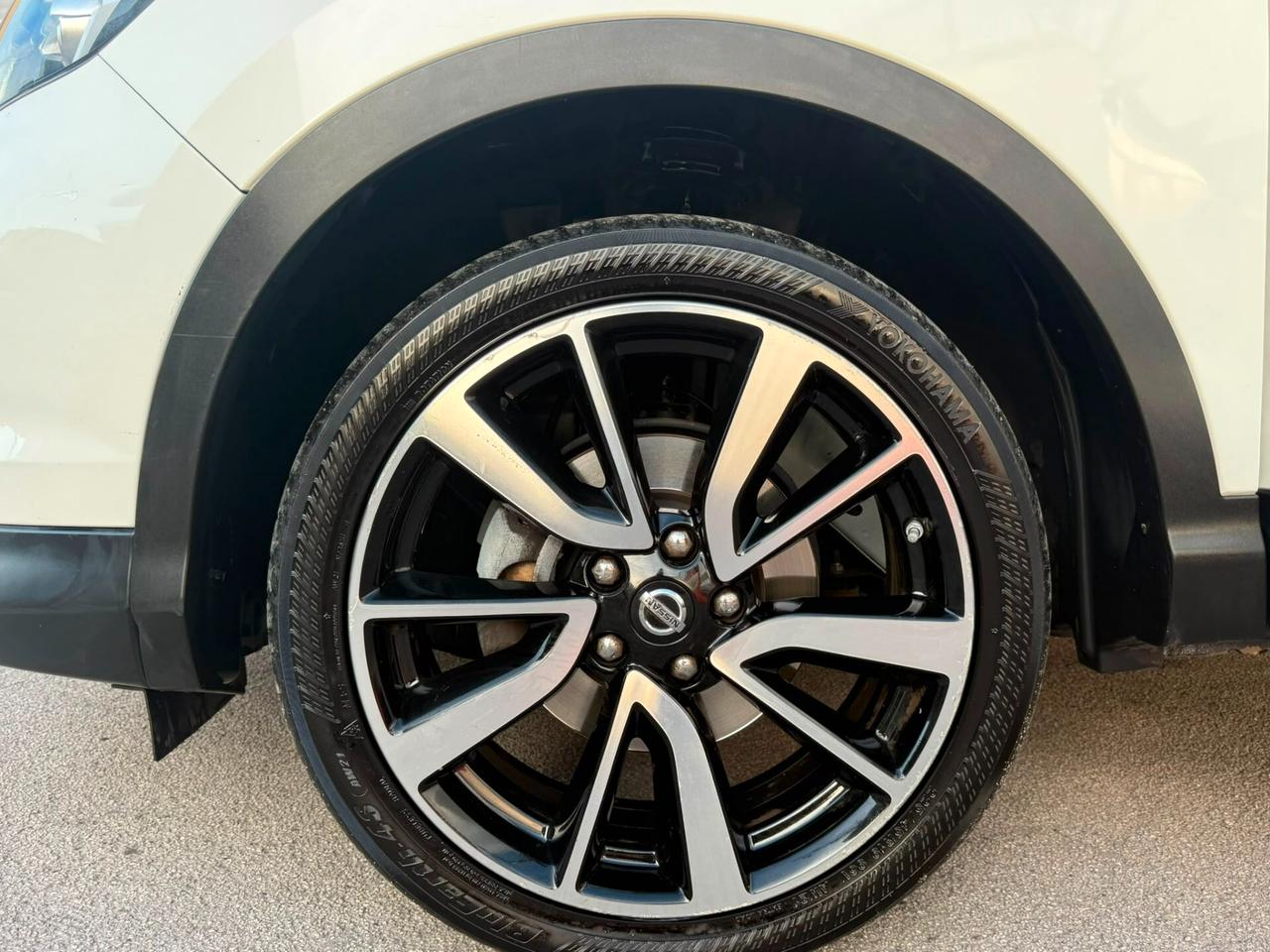 Nissan Qashqai 1.5 dCi 110cv Tekna - 2014