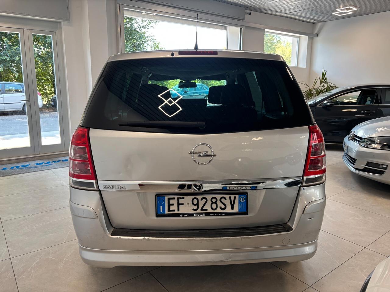 Opel Zafira 1.8 16V VVT Cosmo