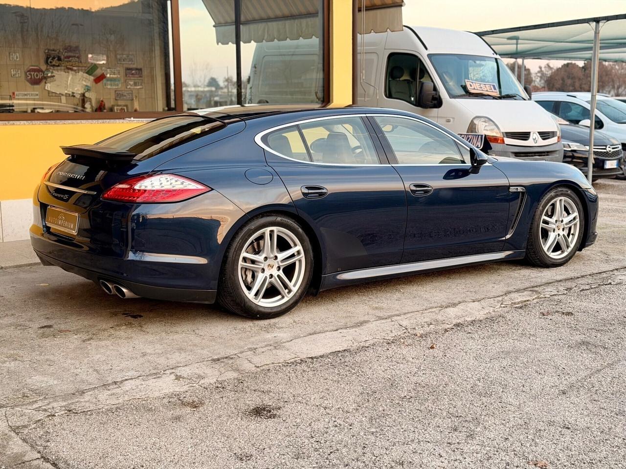 Porsche Panamera 4.8 294kw 4S Full Optional