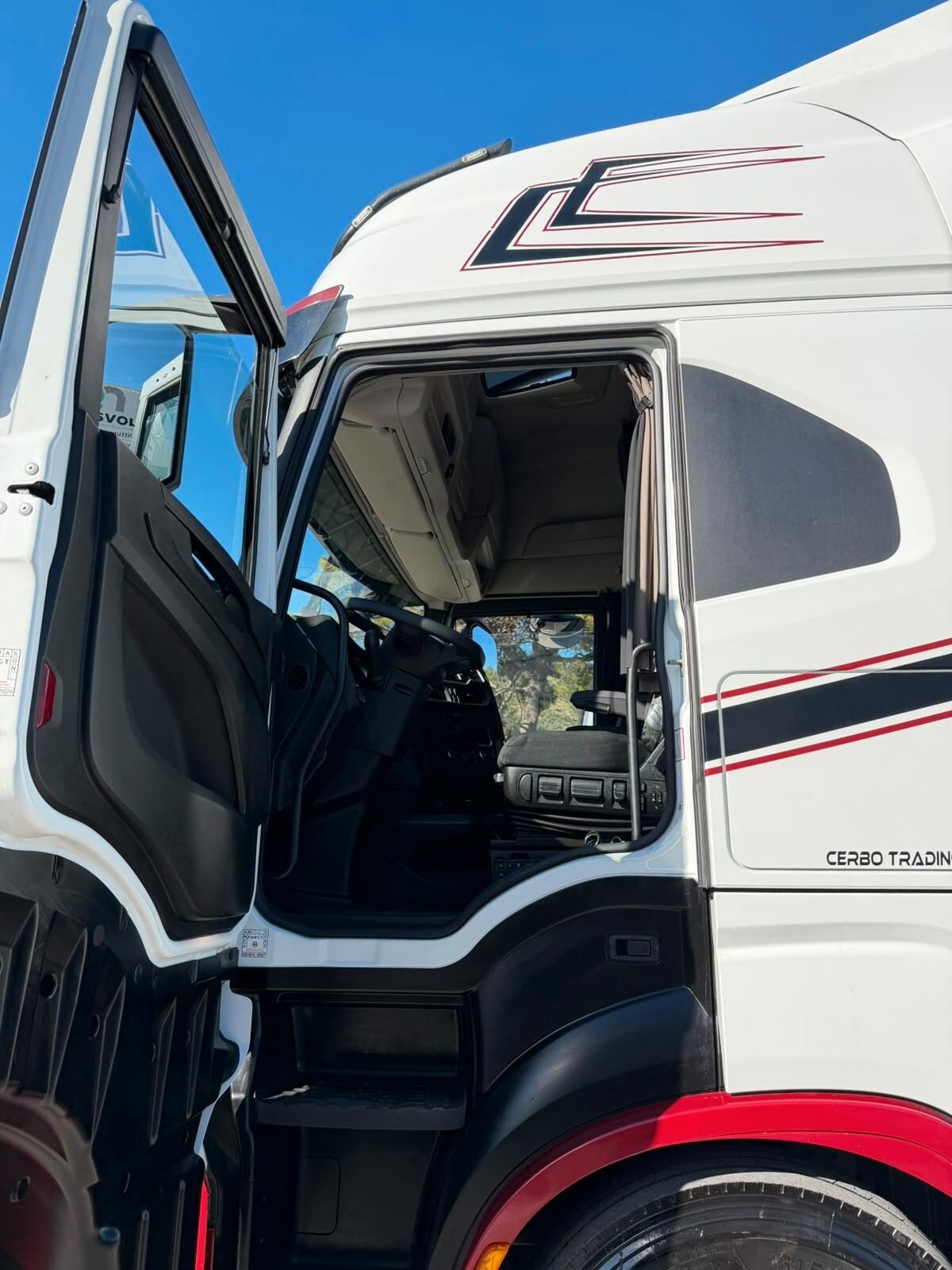 IVECO S-WAY 510