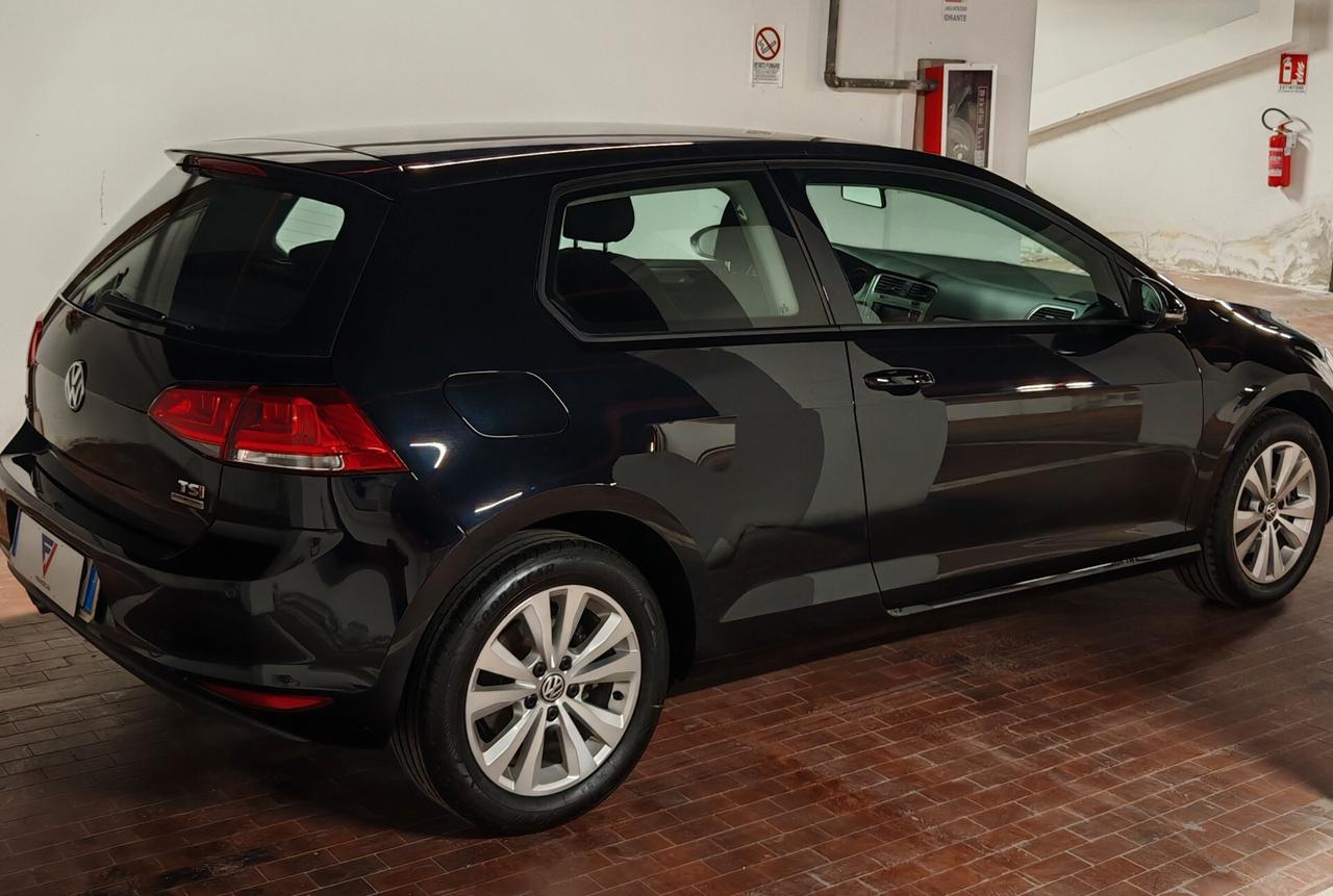 Volkswagen Golf VII---UNICO PROPRIETARIO---PARI AL NUOVO