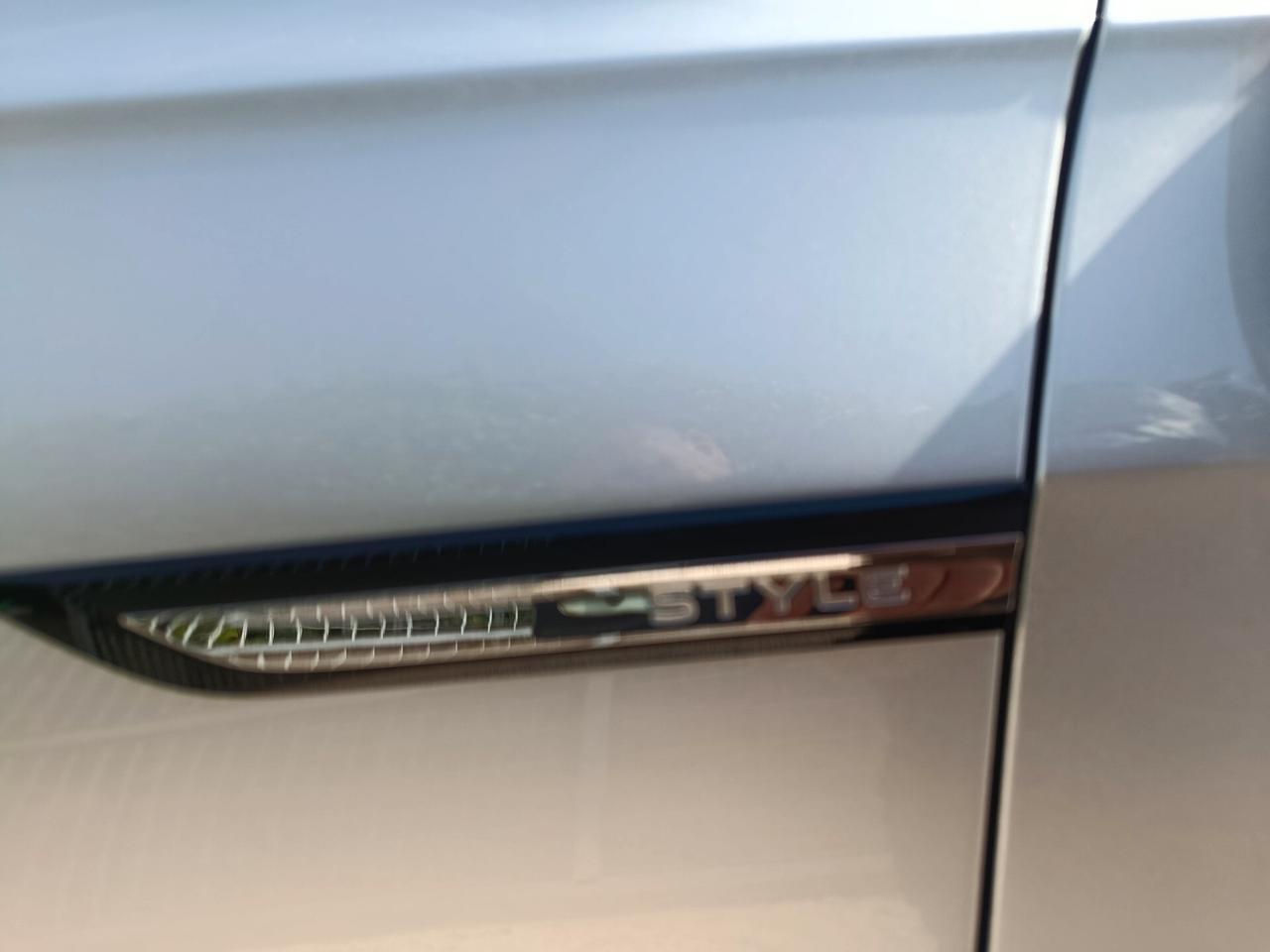 Volkswagen Golf 2.0 TDI AUTOMATICA Style