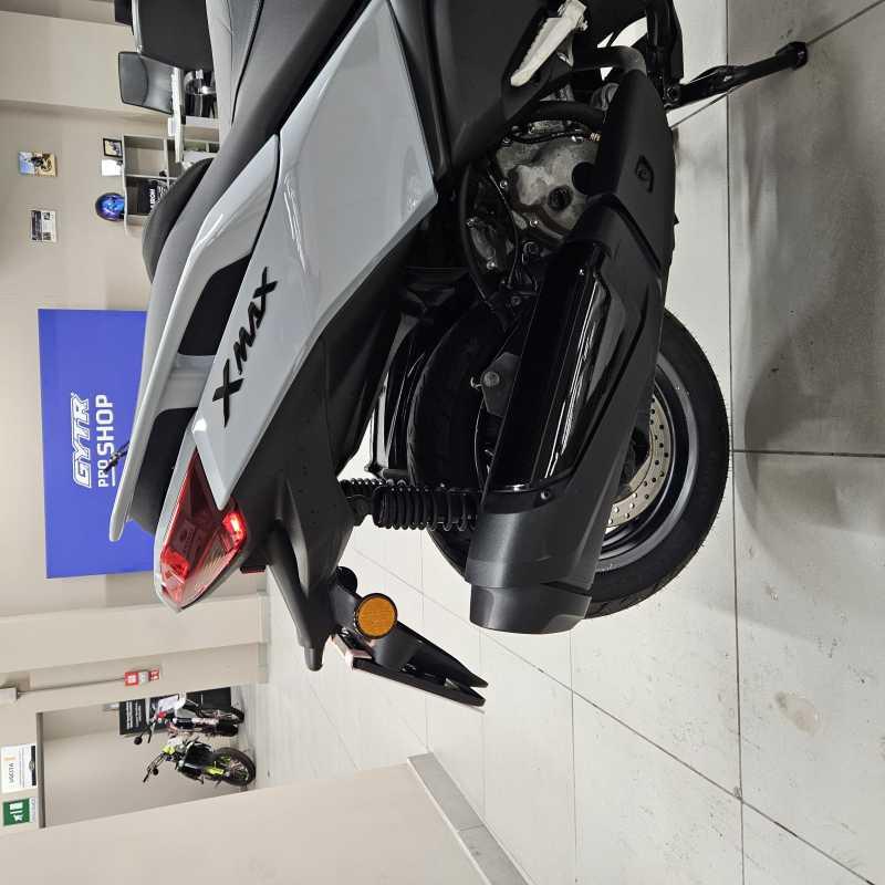 Yamaha X-Max 300 Tech Max - 2025