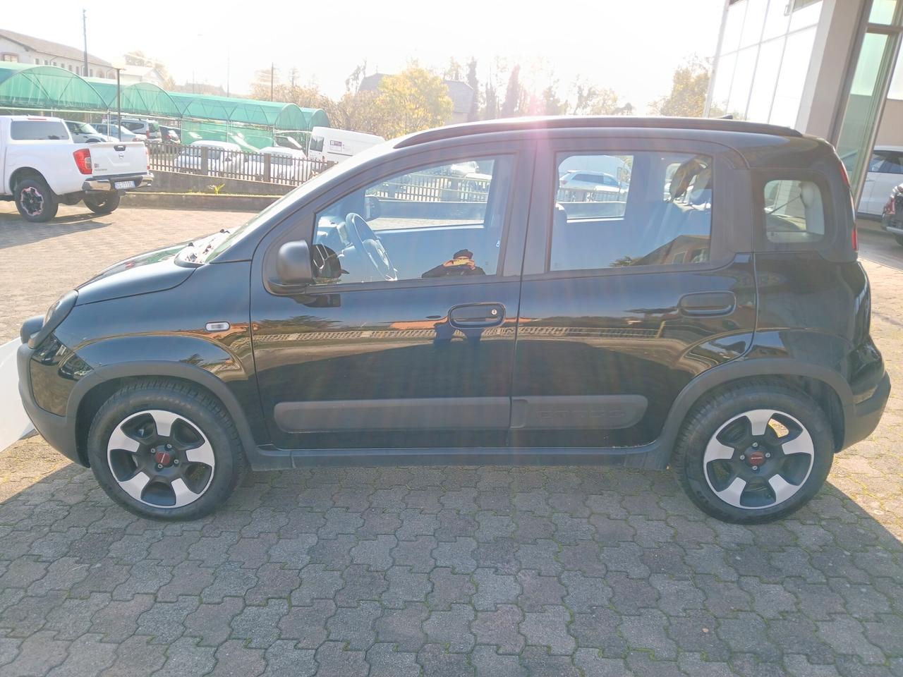 Fiat Panda 1.0 FireFly S&S Hybrid City Cross