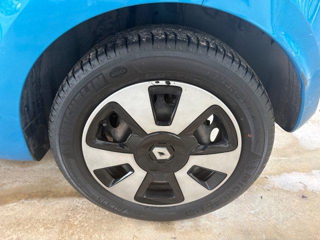 RENAULT Twingo SCe Lovely POCHI CHILOMETRI NAVIGATORE