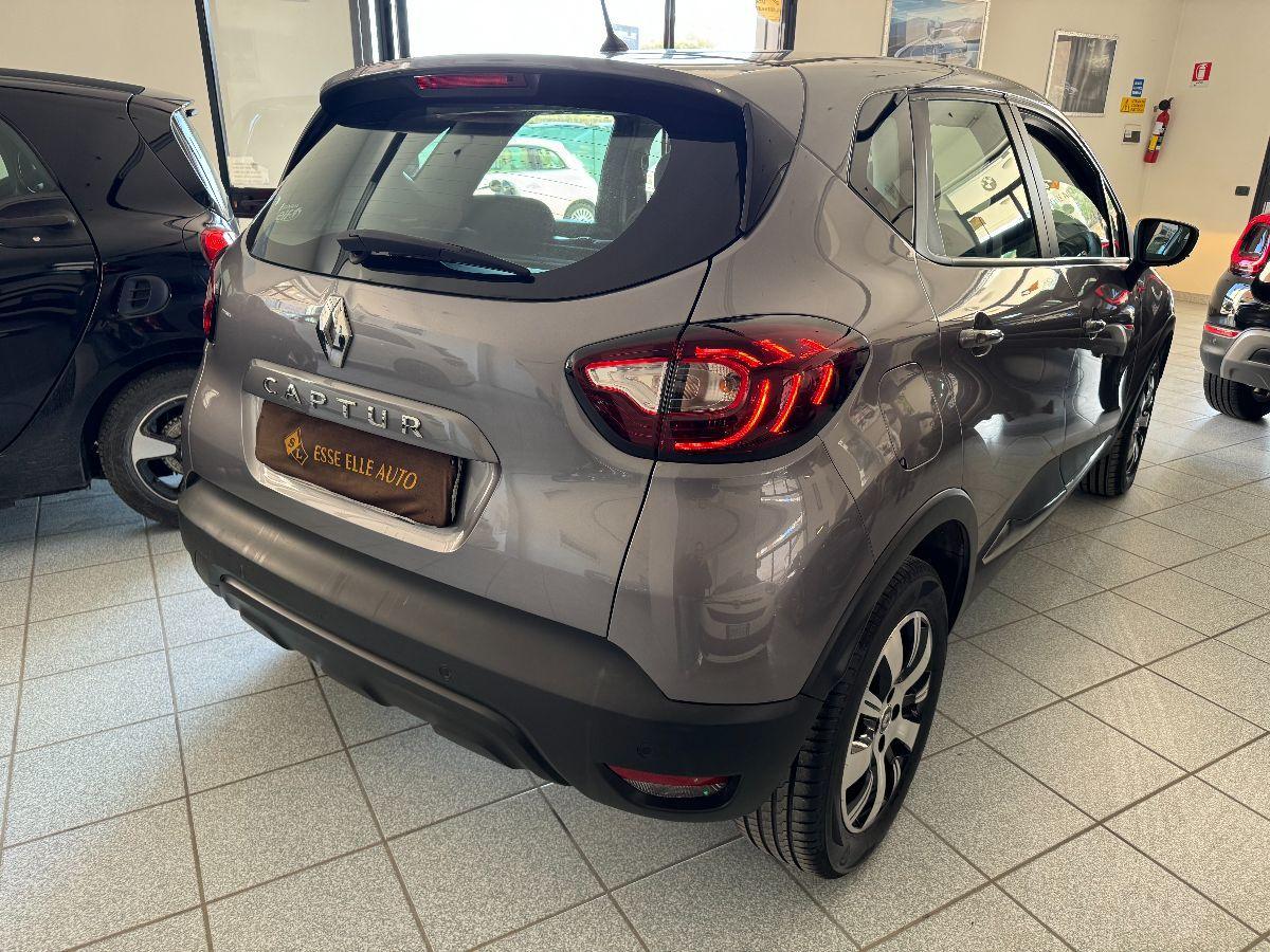 RENAULT - Captur - dCi 8V 90 CV Business UNICO PROP/ IVA DEDUCIBILE/ NAVIGATORE/ XENO/ PDC