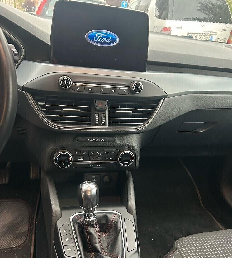 FORD FOCUS serie 5 HYBRID 1000 ECO-BOOST CV 125 KM 25.125 LED garanzia 12 mesi